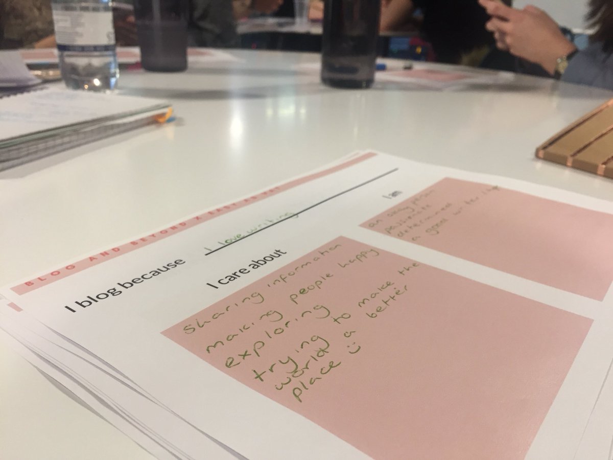 KatyGilroyBlog's tweet image. Had such a fab night at #blogtobusiness thank you so much @colourscarousel / @blogandbeyond and @easyasvat you’re the best 👼🏼 #Liverpool