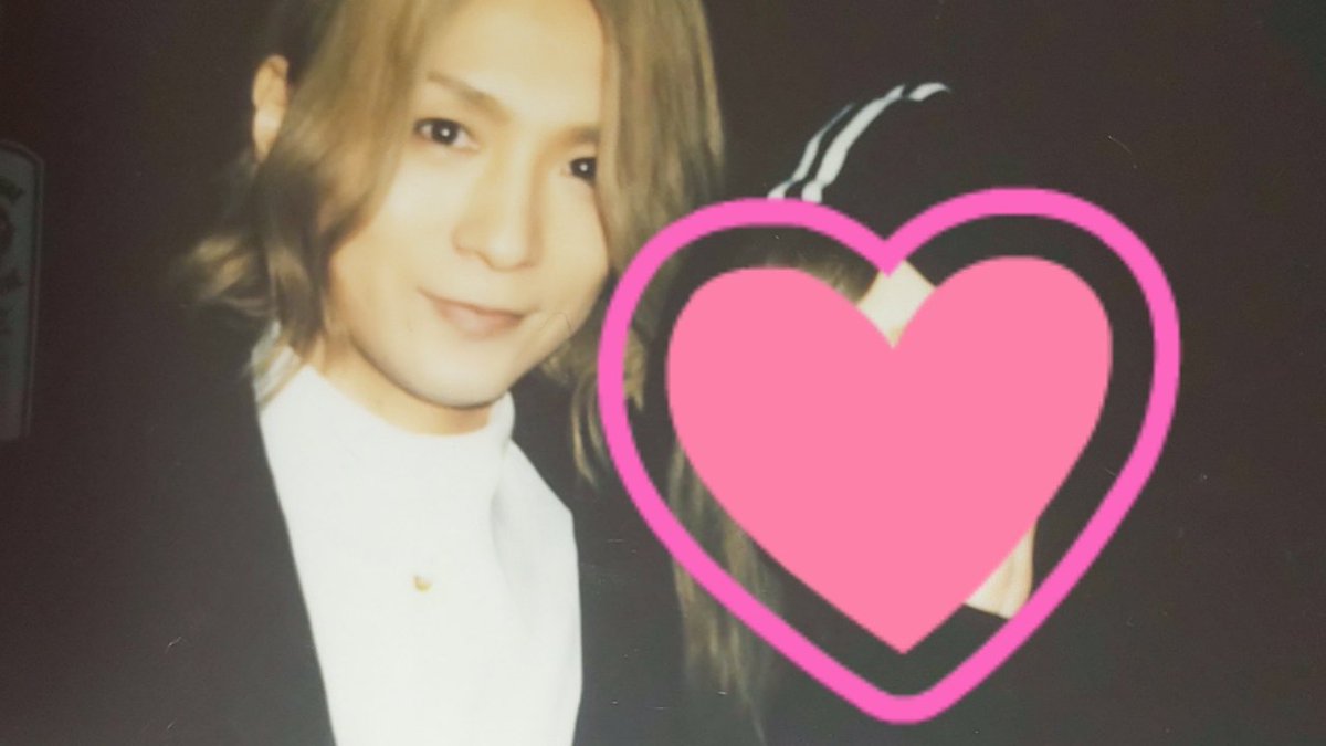 英理加 あー 彼氏なんていらないわ 脳内で妄想するだけでいい また来年旅行あればいいなぁ わたし嬉しすぎたのか目瞑ってしまったから隠したwで顔がにやけすぎたから 笑 わたしも有難いことに小顔って言われるけど咲人さんも顔小さいわ こんな 英理加 あー 彼氏なんていらないわ 脳内で妄想するだけでいい また来年旅行あればいいなぁ わたし嬉しすぎたのか目瞑ってしまったから隠したwで顔がにやけすぎたから 笑 わたしも有難いことに小顔って言われるけど咲人さんも顔小さいわ こんな