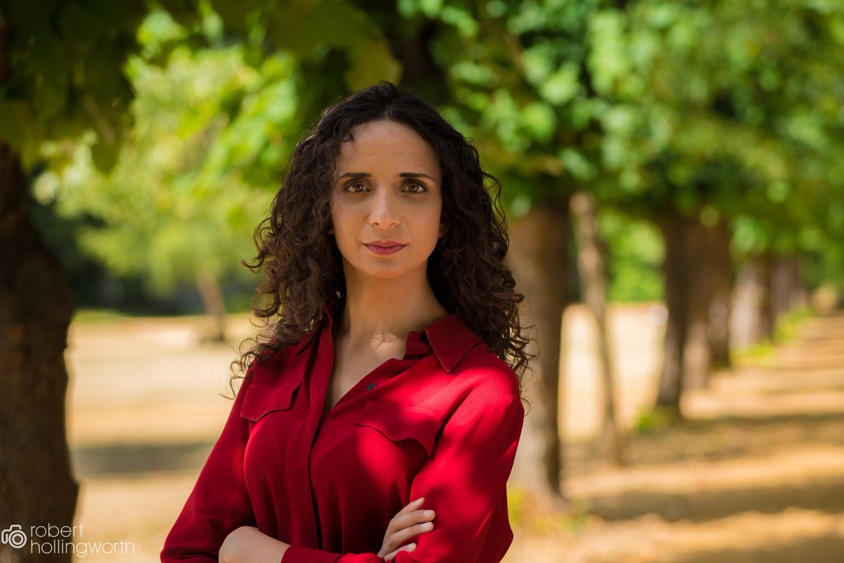 #Horizon on <a href="/BBCTwo/">BBC Two</a> at the moment looking at circadian rhythms and your body clock with <a href="/AldoKane/">Aldo Kane</a>. @LittleMsFossil presenting. I shot the links for the film