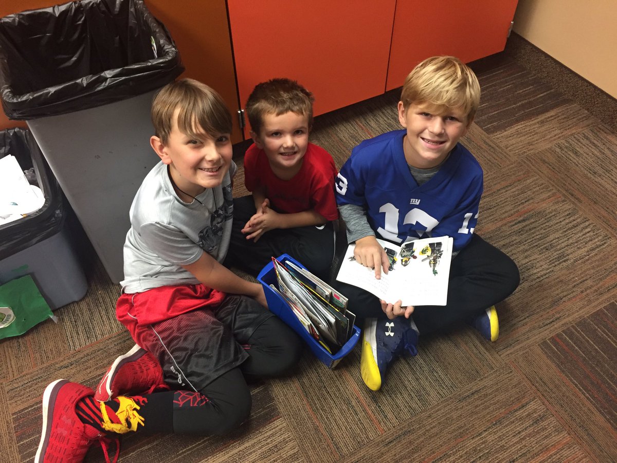 MrArnolds6th's tweet photo. Such a fun way to end each and every Thursday! Great relationships and role models are being made! #KPals @LAamlid https://t.co/XGETa0wKw9