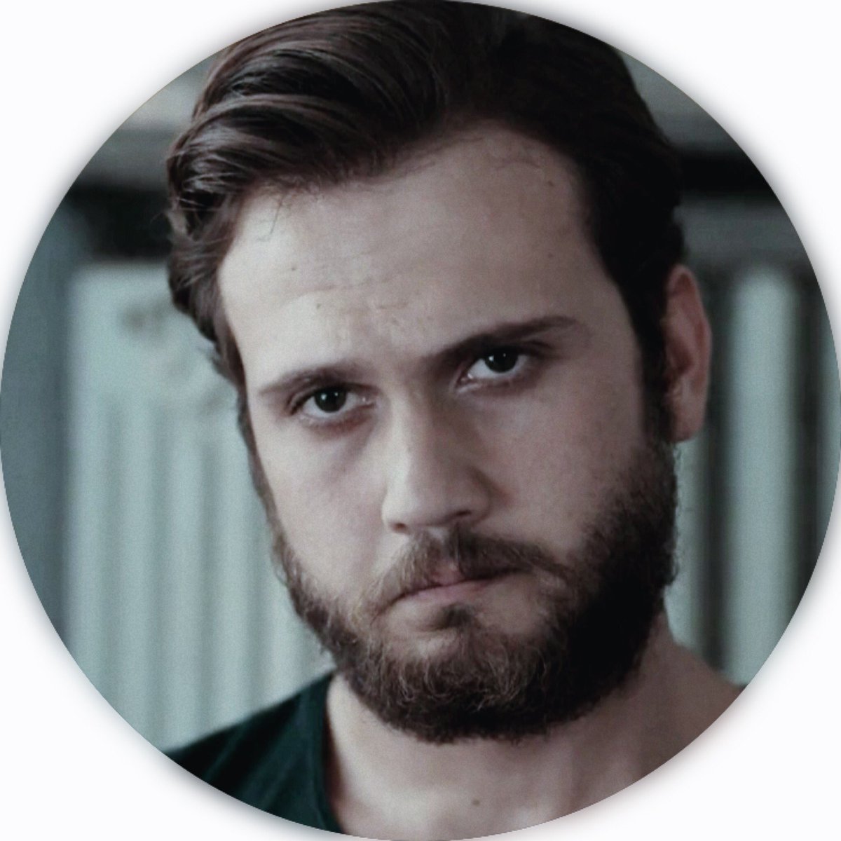 n2Da_99's tweet photo. افتارات حلوة جذابة ✔️💛
#cukur2 #Çukur https://t.co/YiqunM1S0w