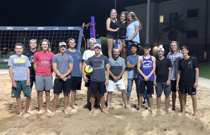 gcuclubgolf's tweet photo. Here @gcuclubgolf we are more than just great golf! #beach #friends #clubgolf #LopesRising https://t.co/opqMaxTEpw