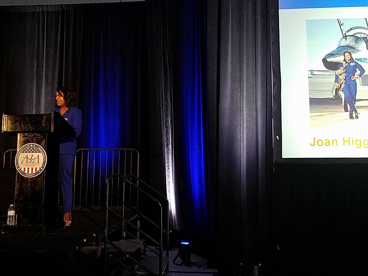 caraza's tweet image. #AZWorkforce Joan Higginbotham astronaut, electrical engineer learned Russian, Spanish in addition math to fly to the Intl Space Station