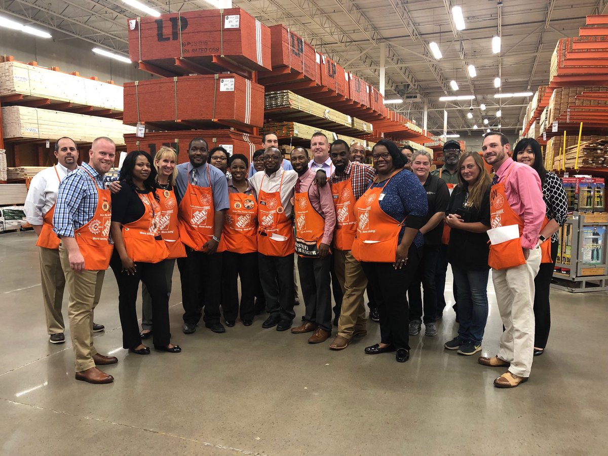 The team at 729... super proud of what they have accomplish in front the double digit comping lumber department.
