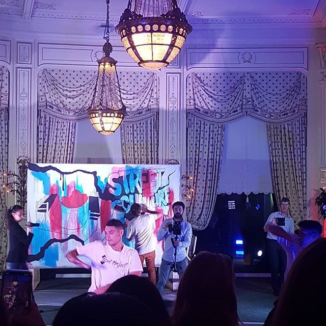 Soirée d'exception au One to One Digital mixant un lieu d'exception l'hôtel du Palais et Urban City #1to1Biarritz ift.tt/2Eg1uUl