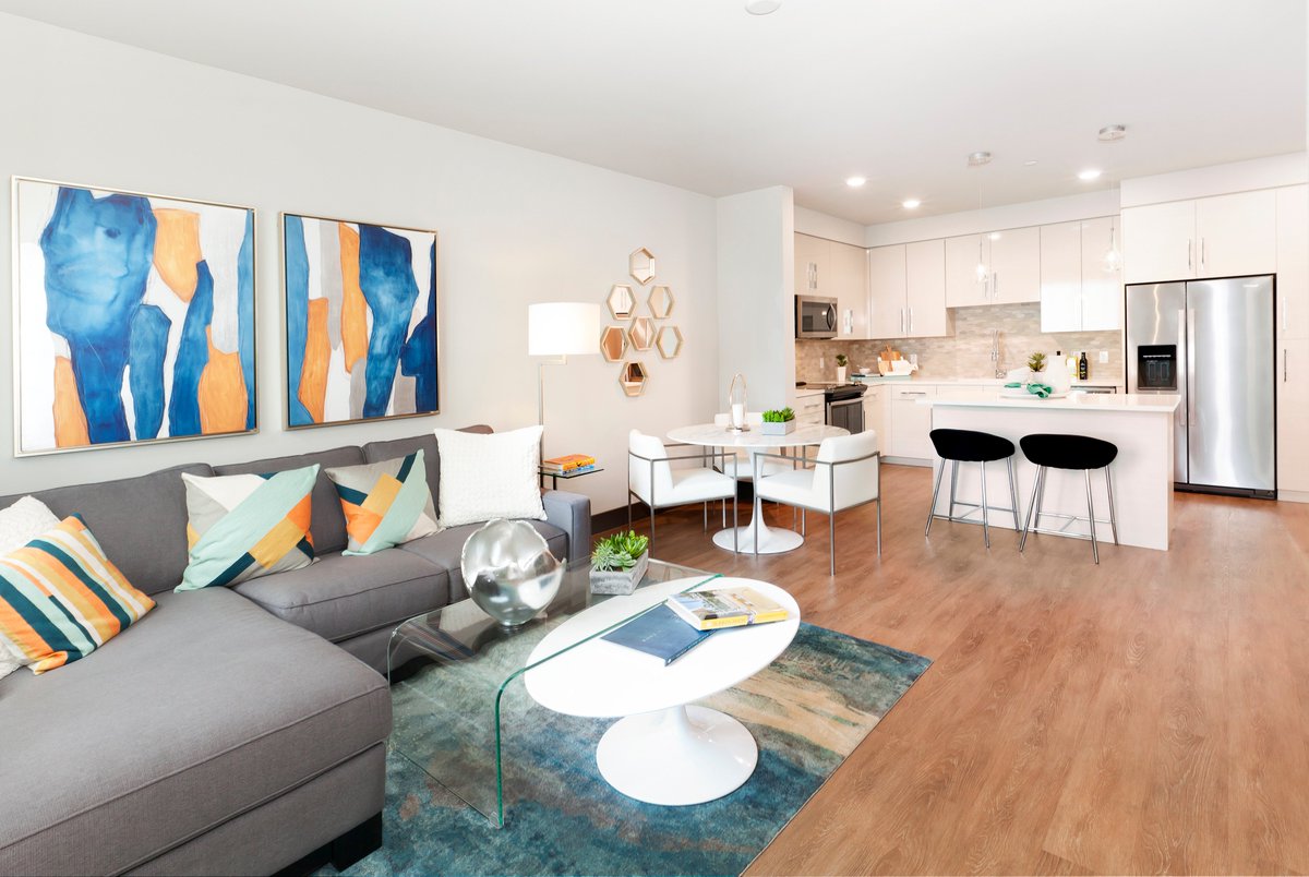 BluHarborMKT's tweet image. Come to Blu Harbor this weekend for our Open House event 10/13 &amp;amp; 10/14!! Free Food and Awesome Specials!! PLUS, we dropped our pricing on specific apartments! Don't Miss Out!! #BluHarborApartments #LiveByTheWater #LoveWhereYouLive #OpenHouseEvent #LowPrices #ThisWeekendOnly