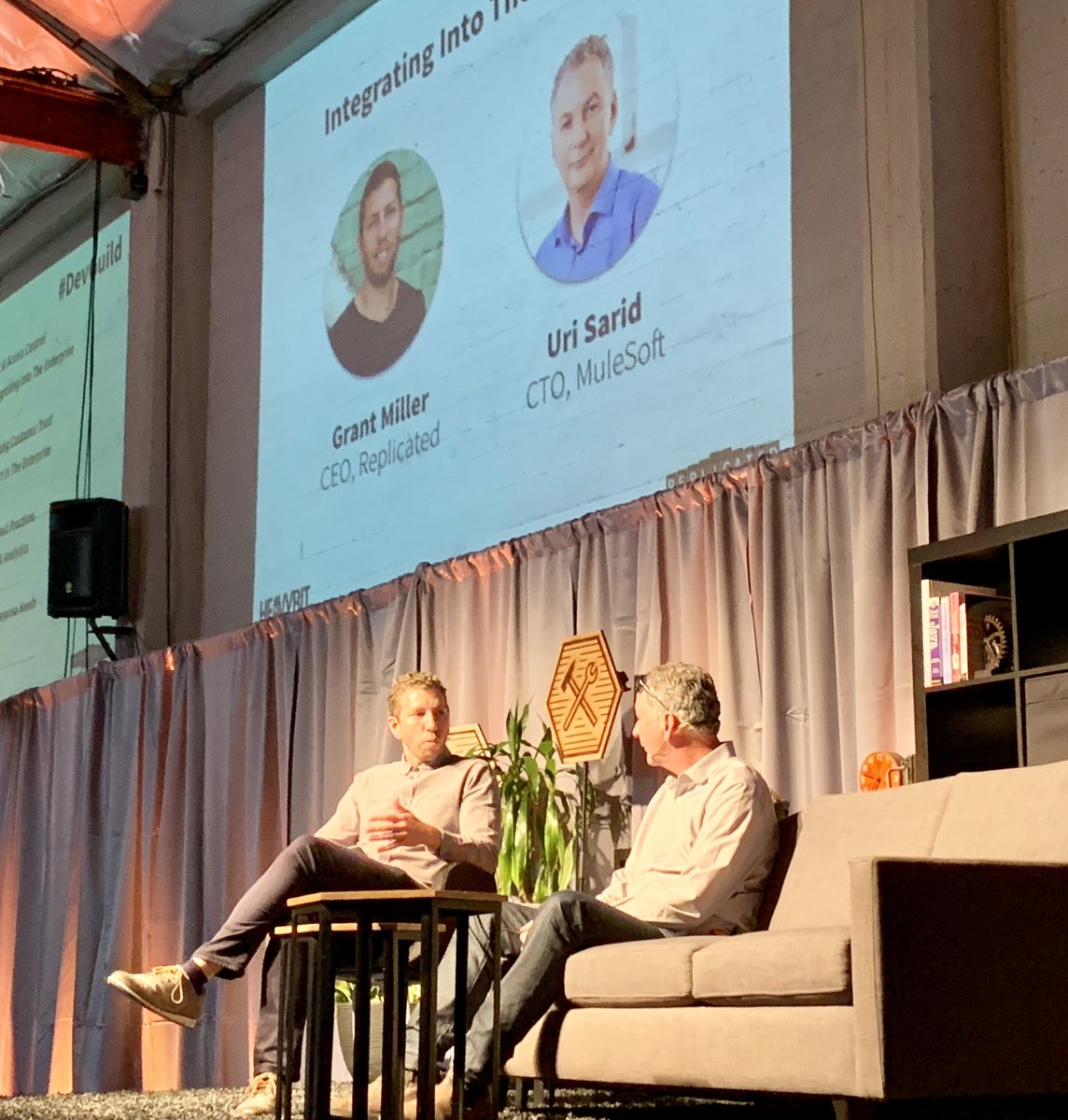 Boldstartvc's tweet image. ”Instead of integrating your product, how can you design it to be integrable and built for change”. @replicatedhq #devguild #enterpriseready