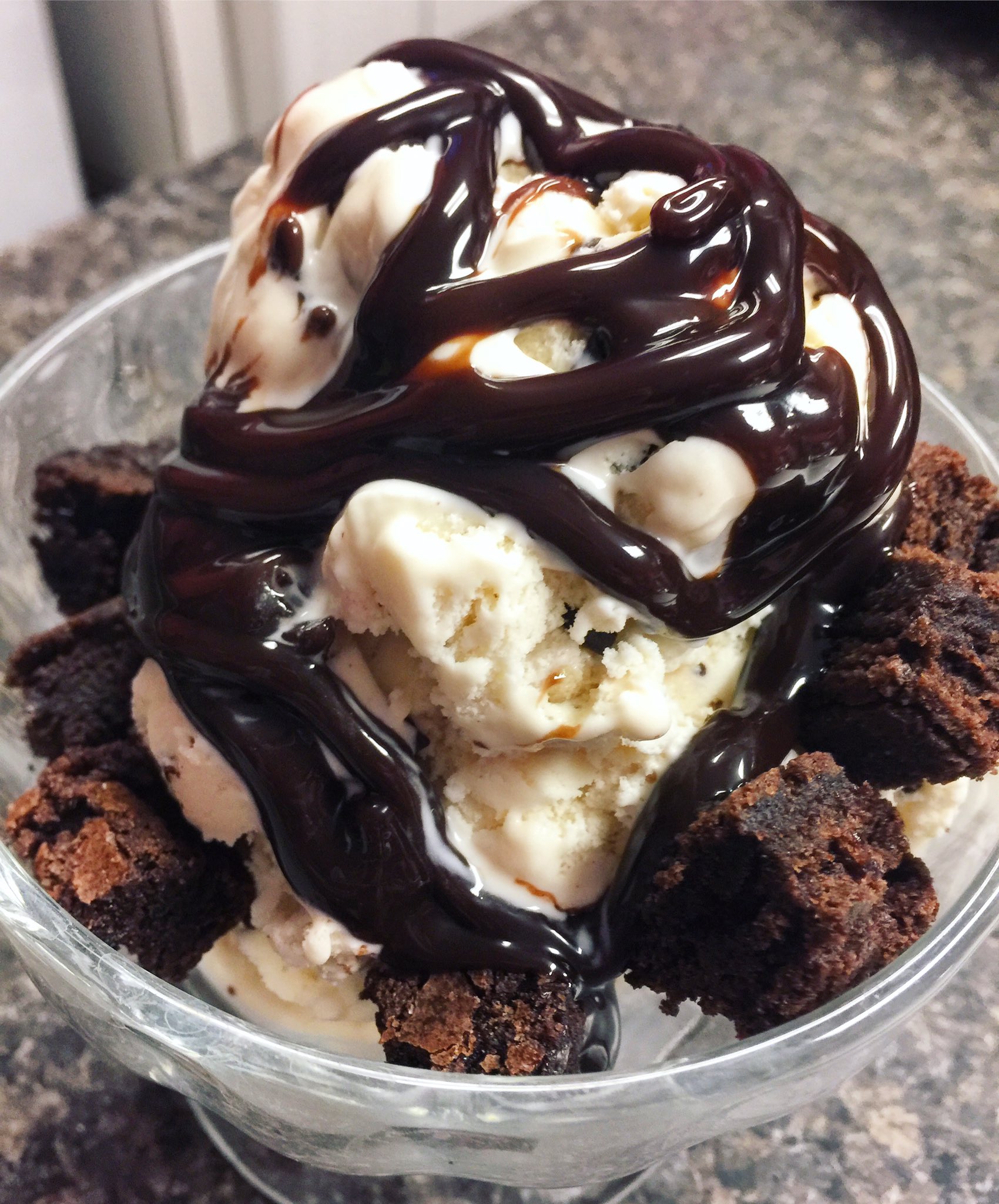 Hot Fudge Brownie Sundae