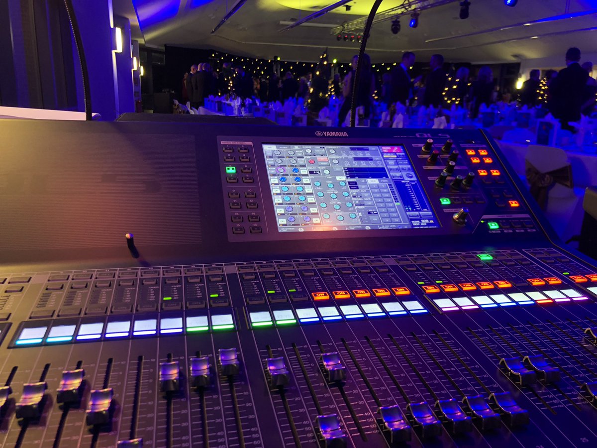 Did you know that we also plan, produce and execute Wedding evening receptions? Give your venue the attention it deserves! Call us today on 0121 403 3158 🔔 #eventprofsuk #weddingplanner #weddingvenue #liveevent