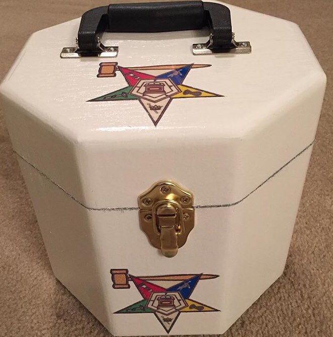 5pointsRegalia's tweet photo. Deal!!! October 8th- 14th!!! Save 15% Off our Custom Wood Products!!!
Enter CUSTOM15 at checkout!Custom Wooden OES Fez Case!!
https://t.co/yhHbOfQ7oF
#5pointsregalia #princehall #princehallaffiliated #easternstar #orderofeasternstar #orderoftheeasternstar #oespha #princehalloes https://t.co/MUfdy8TZRp