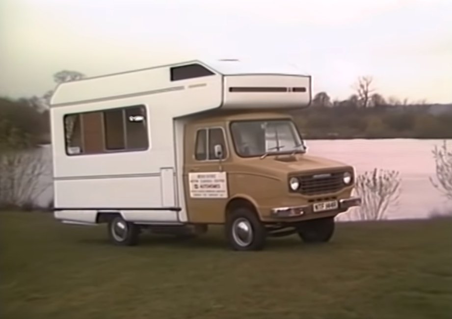 Motorhome and caravan technology has certainly come a long way since a dimly lit light powered from the car battery was a remarkable feature in 1977! Anyone remember going on holiday in one of these? youtube.com/watch?v=UynoSG…
