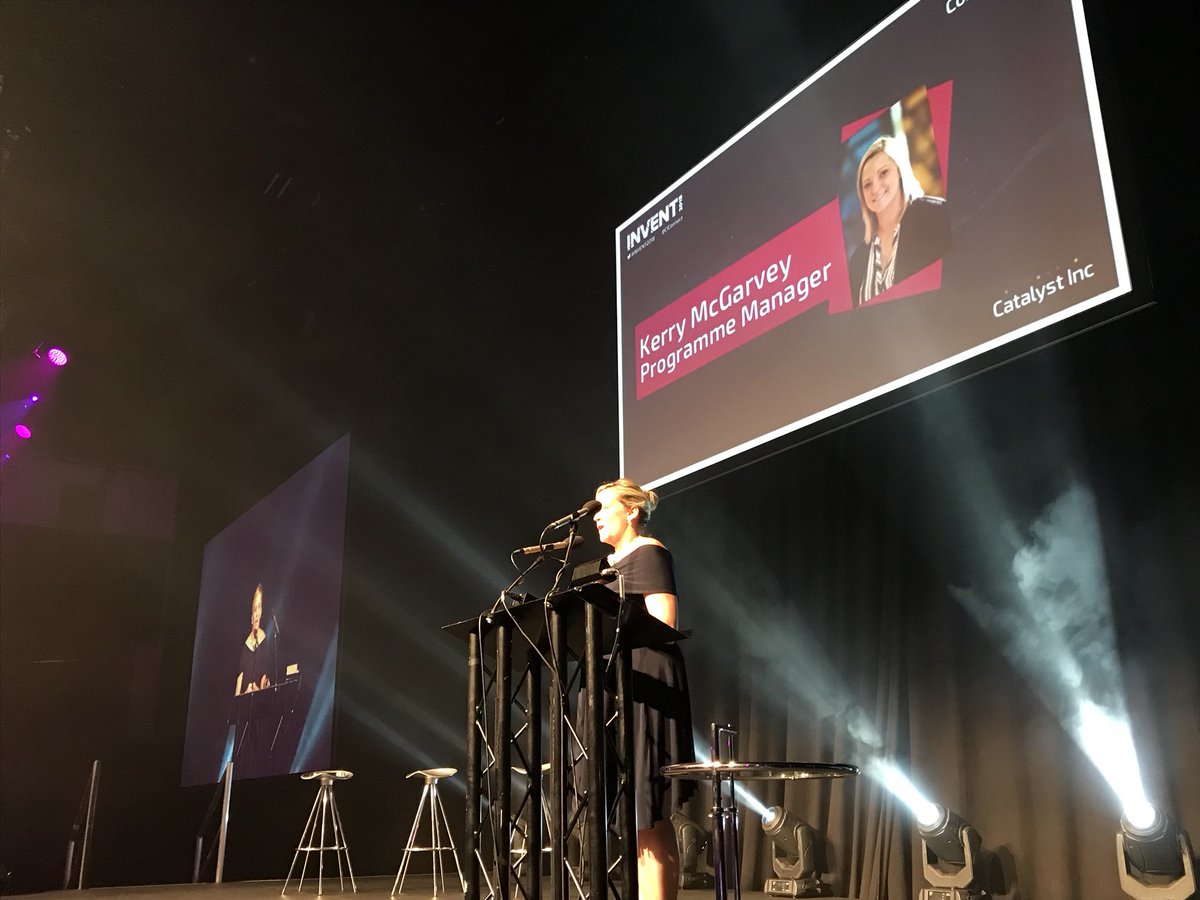 Our amazing #Invent2018 Programme Manager <a href="/kerry_mcgarvey/">Kohtaro🇯🇵 | NFT PJまとめスレッド</a> on stage thanking our sponsors, the Invent Steering team and everyone here tonight