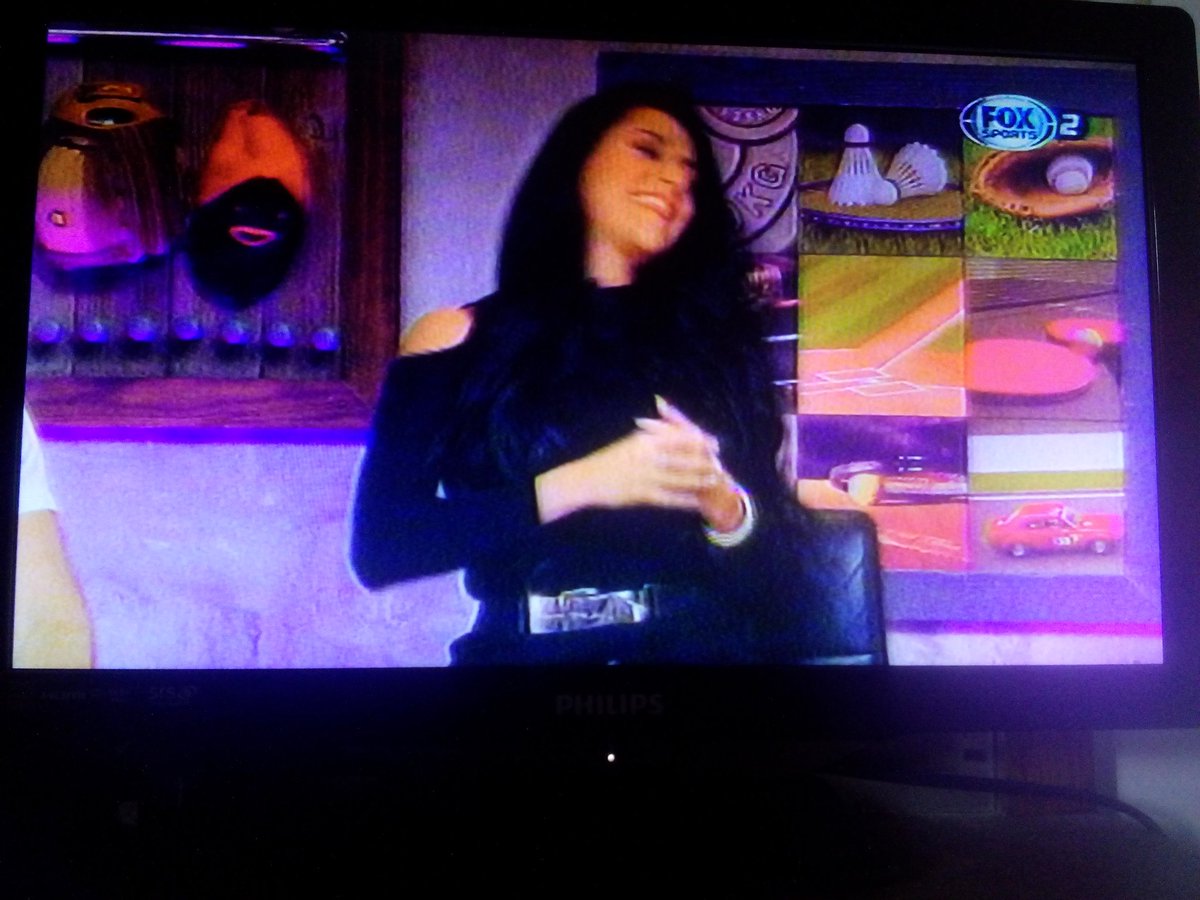 JaviContreras94's tweet photo. Q mejor plan de jueves en la tarde q ver la belleza de @Djrossana en @LMFOXSports https://t.co/aqPPMtczXW