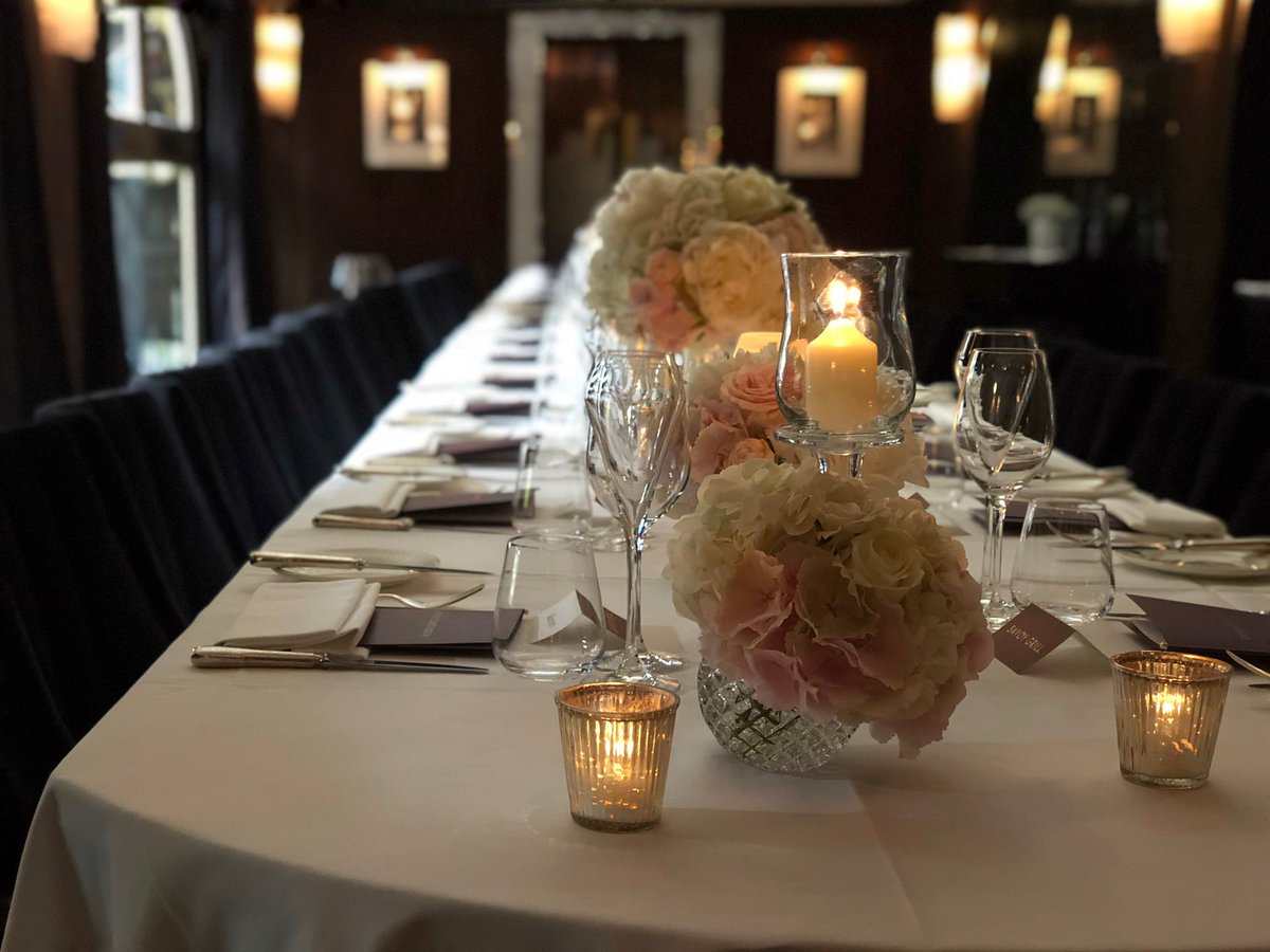savoygrill's tweet image. #ThrowbackThursday to this elegant wedding set up in our iconic D’Oyly Carte room ✨ #memories #SavoyStyle