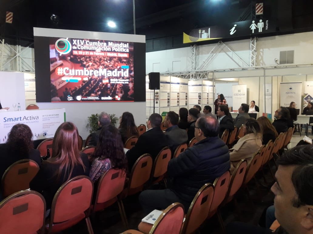 martha_her_a's tweet photo. Muchas gracias a @IClatam Por la invitación a disertar en panel de Comunicación de Gobierno, junto a @DanielaAruj #GySP2018 #SmartActiva #GySP2018 presentamos @CumbreCP #CumbreMadrid https://t.co/n6hela9xzQ