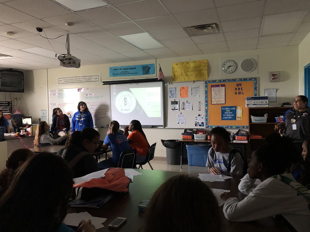 Sorrota’s First General Meeting (10/08/18) of the year was a success! So happy to see so many fresh faces! A great year ahead of us! #sorrotastrong #leadbyexample 🎀💓 <a href="/HMLSrHighSchool/">Hialeah-Miami Lakes</a>