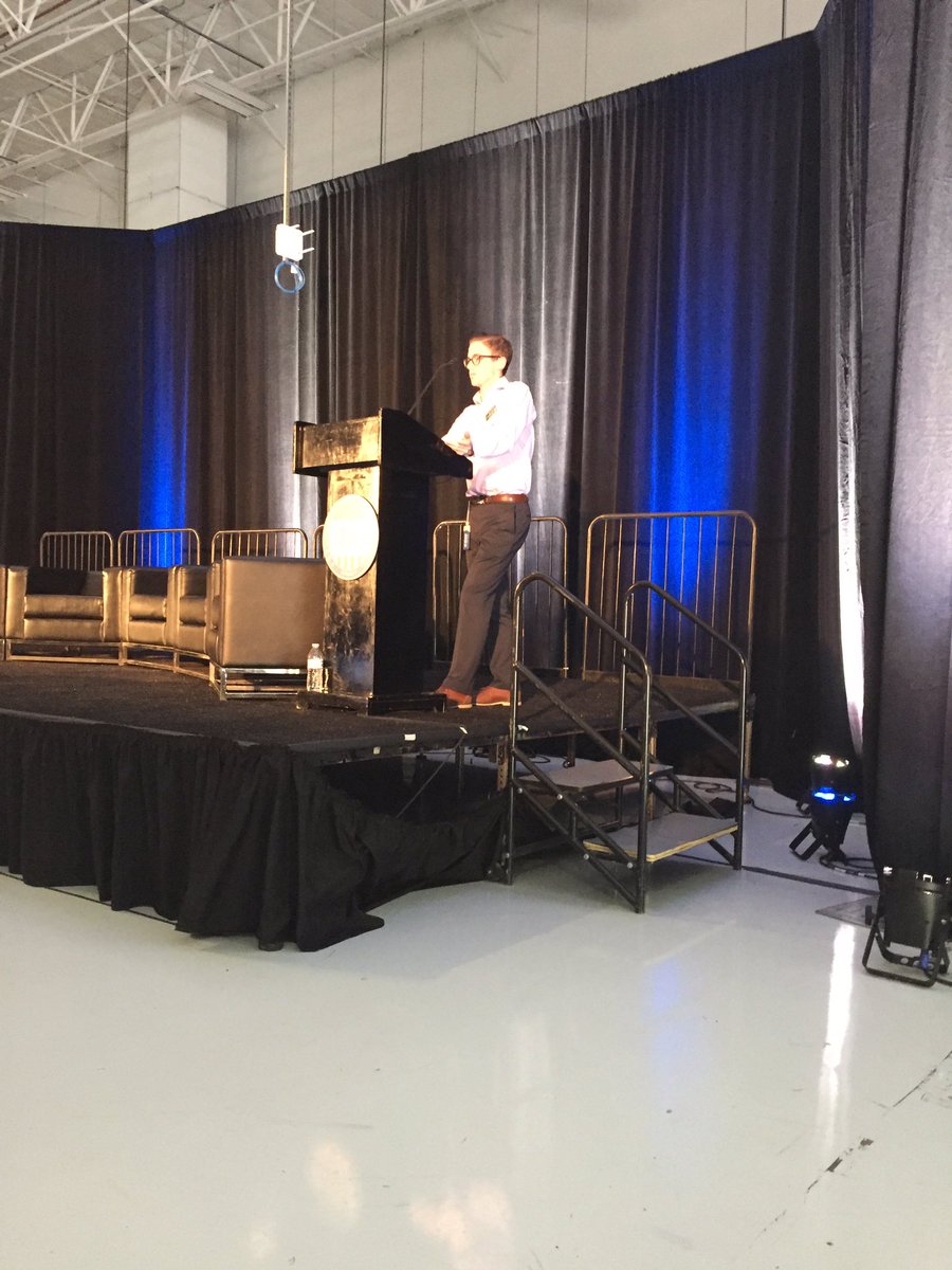 GCUk12ed's tweet image. #AZWorkforce GCU IEEE student Cory C presenting about university challenges in Aerospace industry