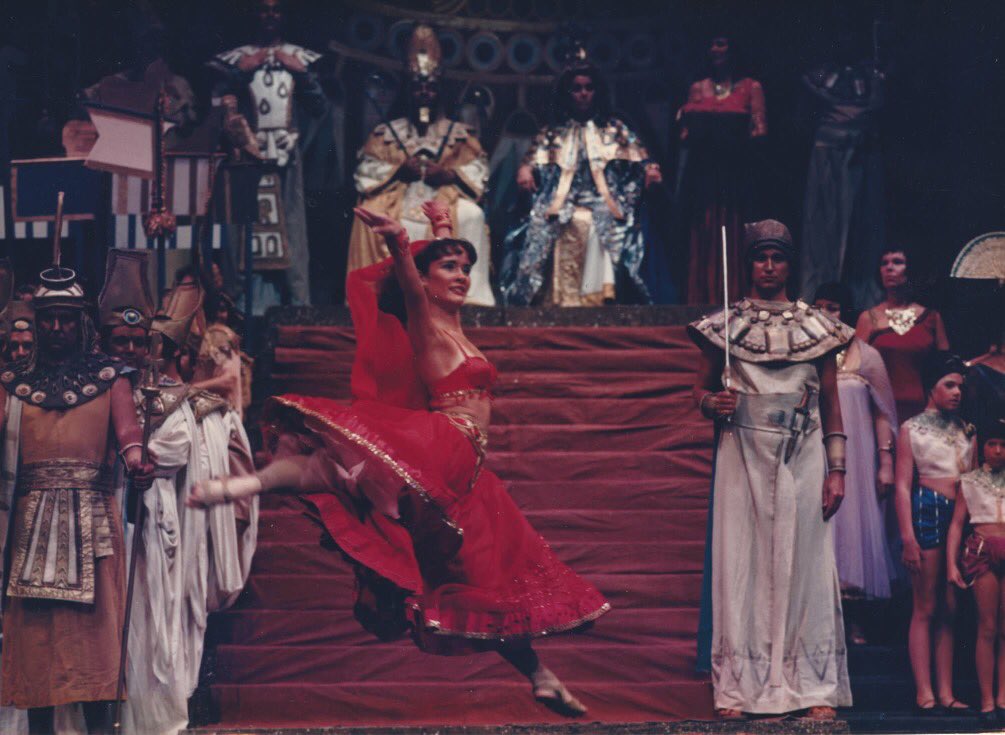 cheersac's tweet photo. #ThrowbackThursday  
Karen: I performed in local productions &amp; commercials. I was a high school &amp; sports teams, dancing for the Sacramento Opera Association, and a movie. As a family, we have been volunteering for the Special Olympics for over 10 years &amp; Run to Feed the Hungry. https://t.co/eOYrgx8qhB