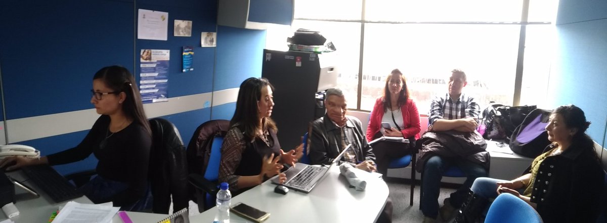 luzmireyacamelo's tweet photo. Lideres @PartidoMIRA de Barrios Unidos, Engativá y Chapinero quieren trabajo politico comunitario y nos presentaron sus peticiones @irmalherrera @carlos_guevara https://t.co/aEma5iugdo