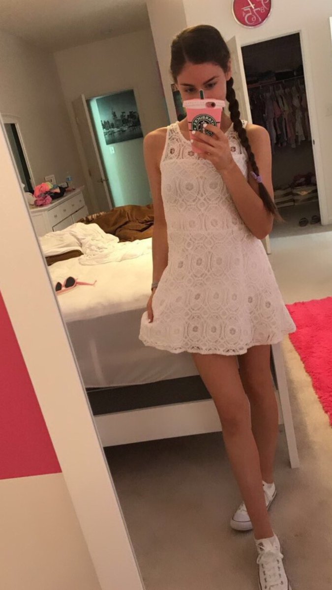 Милые маленькие девушки ноги. Babygirl4u. Carlie jo howell. Babygirl4u. Babygirl4u.