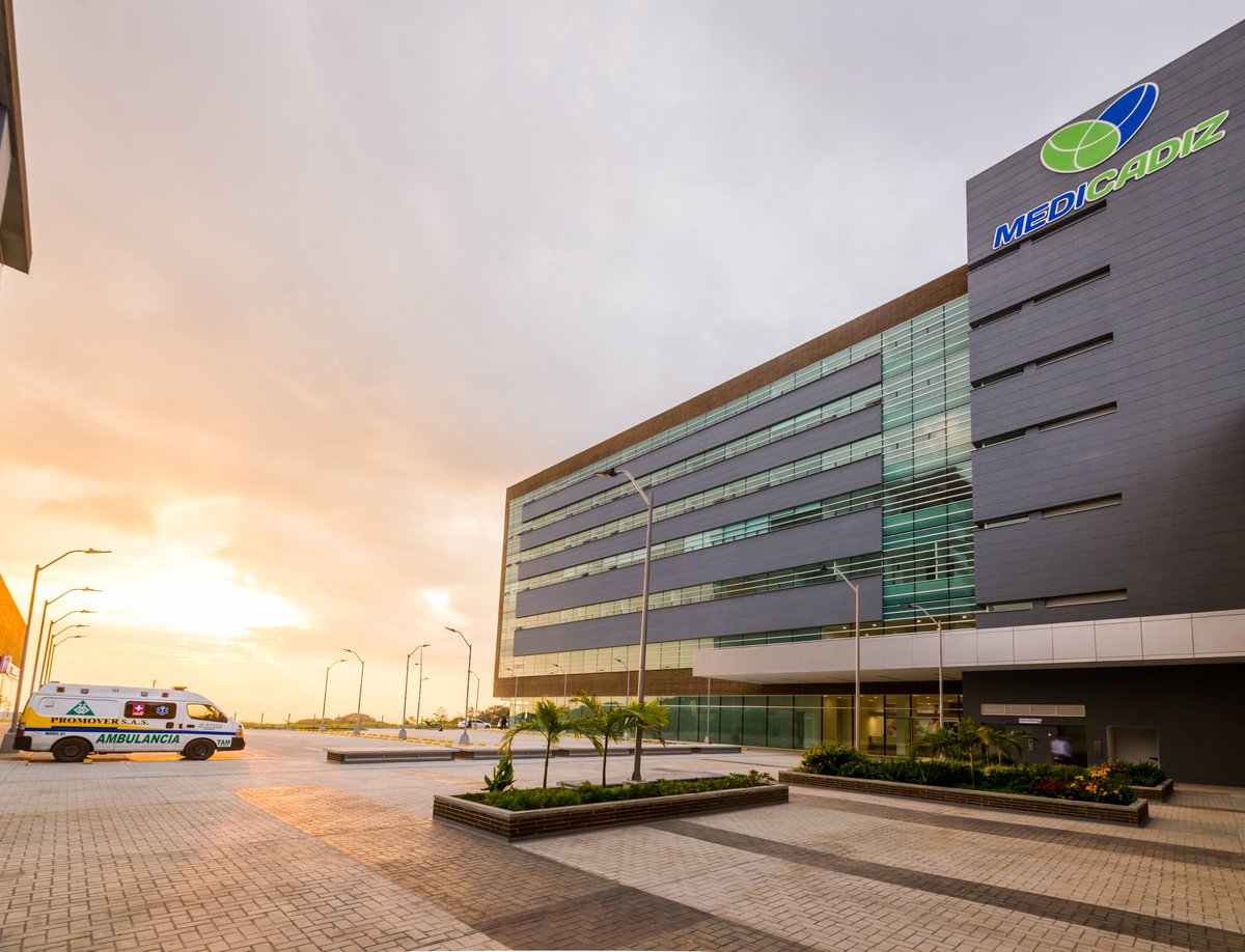 GreenFactoryCol's tweet image. Estamos felices de anunciar que obtuvimos la #CertificaciónLEED de nuestra primera #clínica! @medicadiz en #Ibagué es de las primeras instituciones médicas en certificarse en el país. Un logro más del #GreenTeam y #Simgea!
Fotos: Miilo Plata y Diego Prada