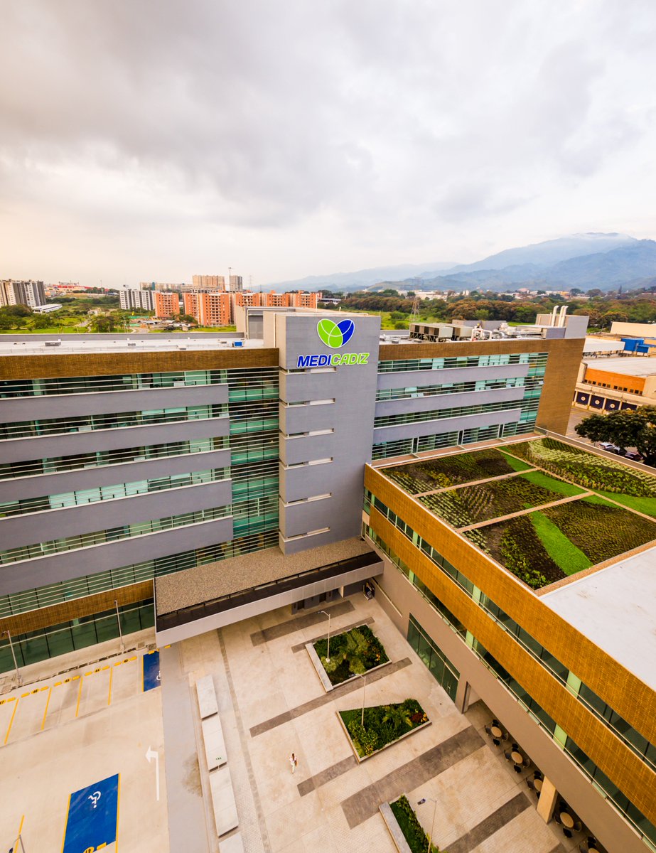 GreenFactoryCol's tweet image. Estamos felices de anunciar que obtuvimos la #CertificaciónLEED de nuestra primera #clínica! @medicadiz en #Ibagué es de las primeras instituciones médicas en certificarse en el país. Un logro más del #GreenTeam y #Simgea!
Fotos: Miilo Plata y Diego Prada