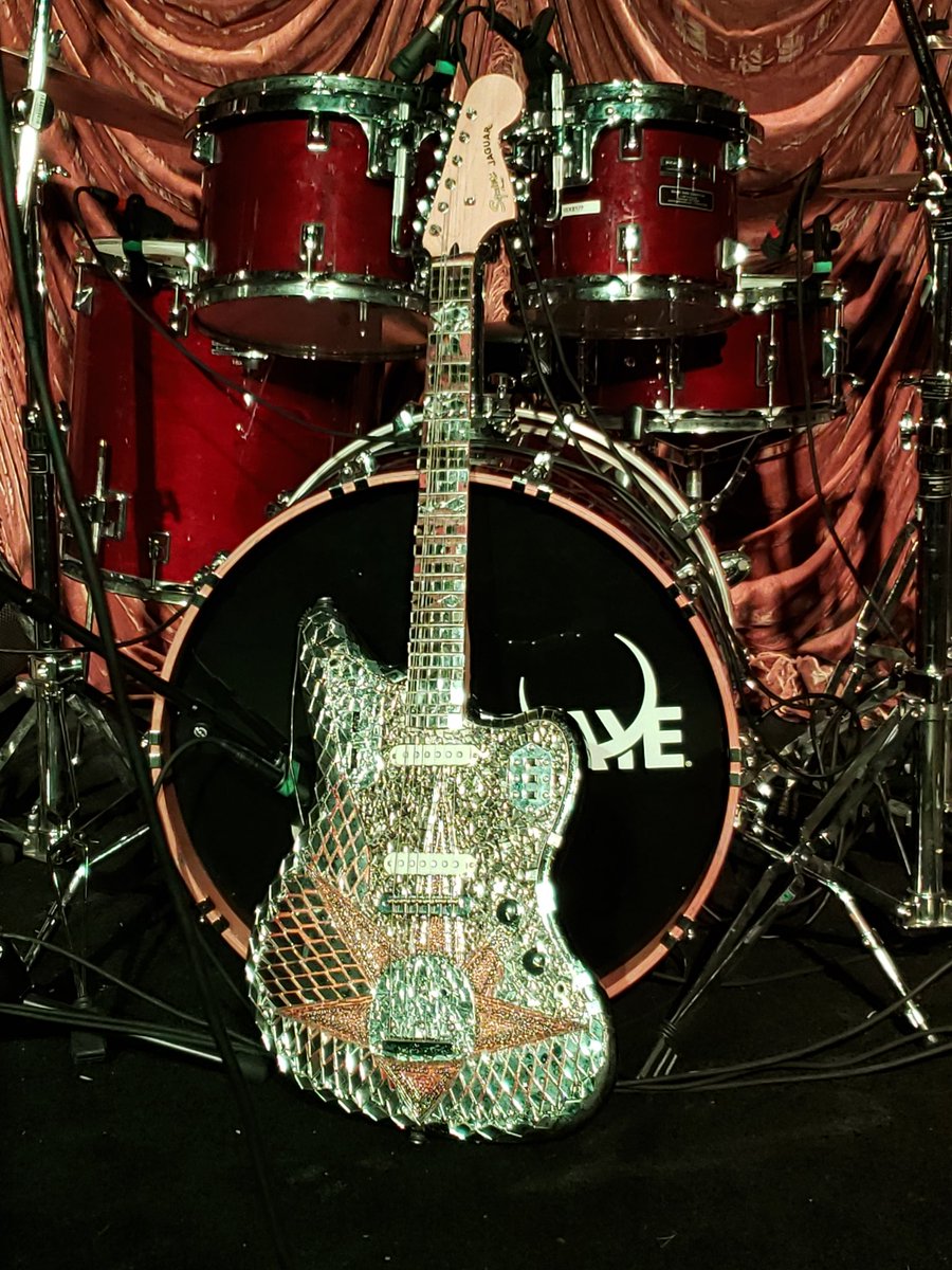 Which band will take home the prize? #OneClubPhilly #BattleoftheAgencyBands #AgencyofRock