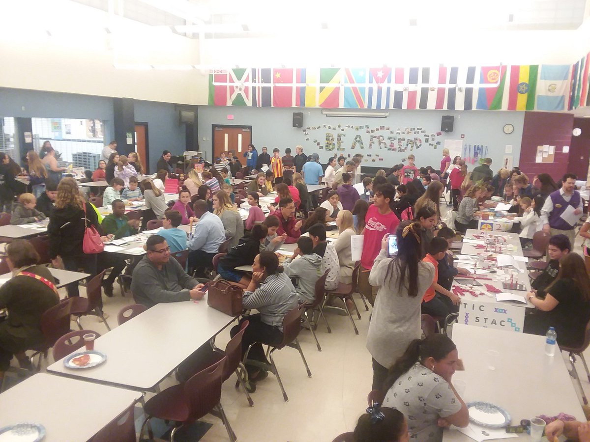 Great turnout for Math Night <a href="/SKMSFalcons/">Skyline Falcons</a>. Thanks to #kappadeltapi #jmumc2 for putting on this event. Over 100 middle school students excited to play math-y games on a rainy Tuesday night. Fun place to work <a href="/HCPStalent/">HR4U</a>
