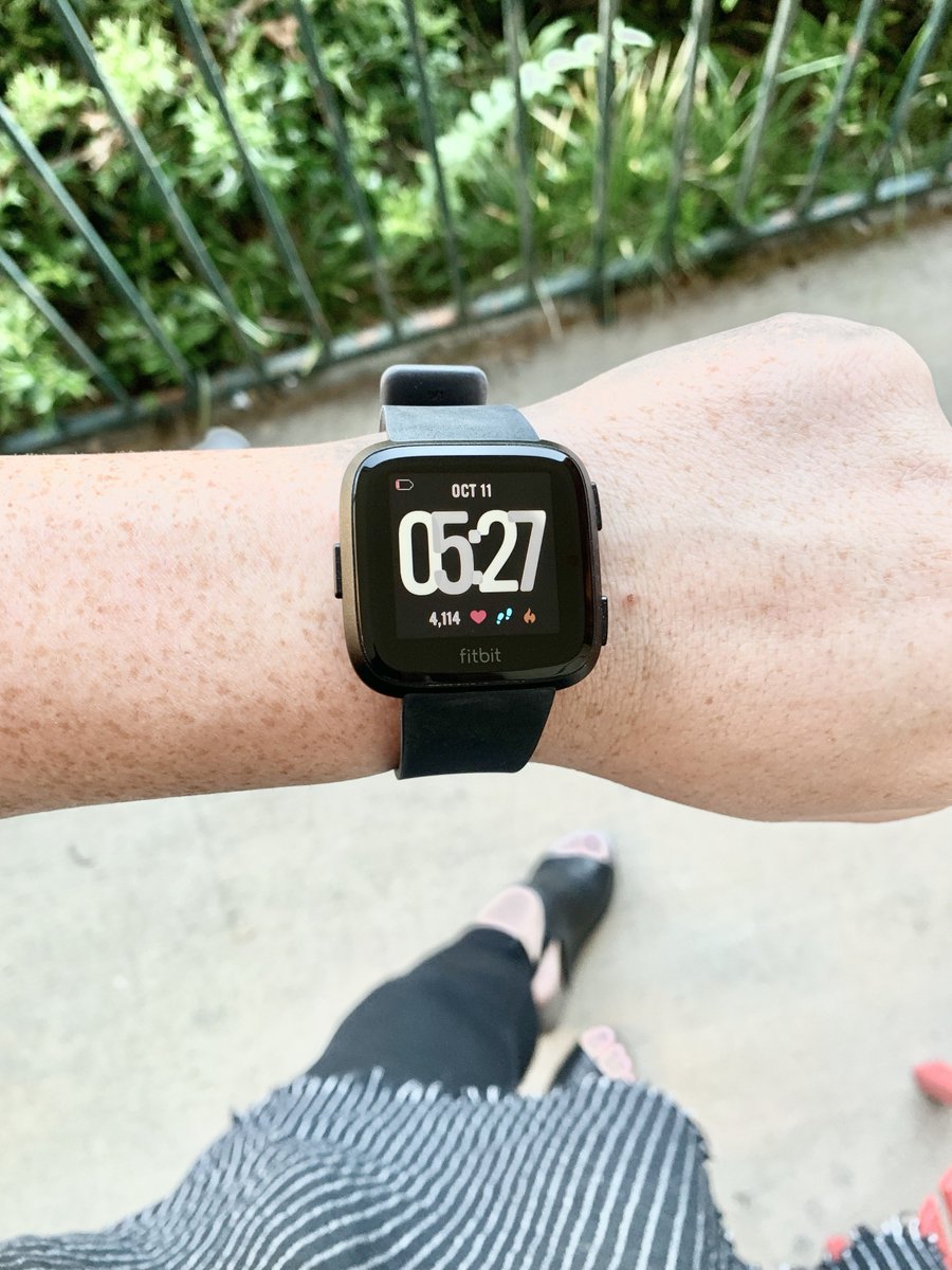 AnnaEPope's tweet photo. +Fitbit Versa+
Today on the blog, I am introducing a  new section of H E A L T H. I’m starting out by sharing my new favorite accessory! 
https://t.co/V4D0j1Sm6P
#blogger #fashion #travel #beauty #life #style #health #fitbit #annaelizabethpope https://t.co/0o7tKgxbuV