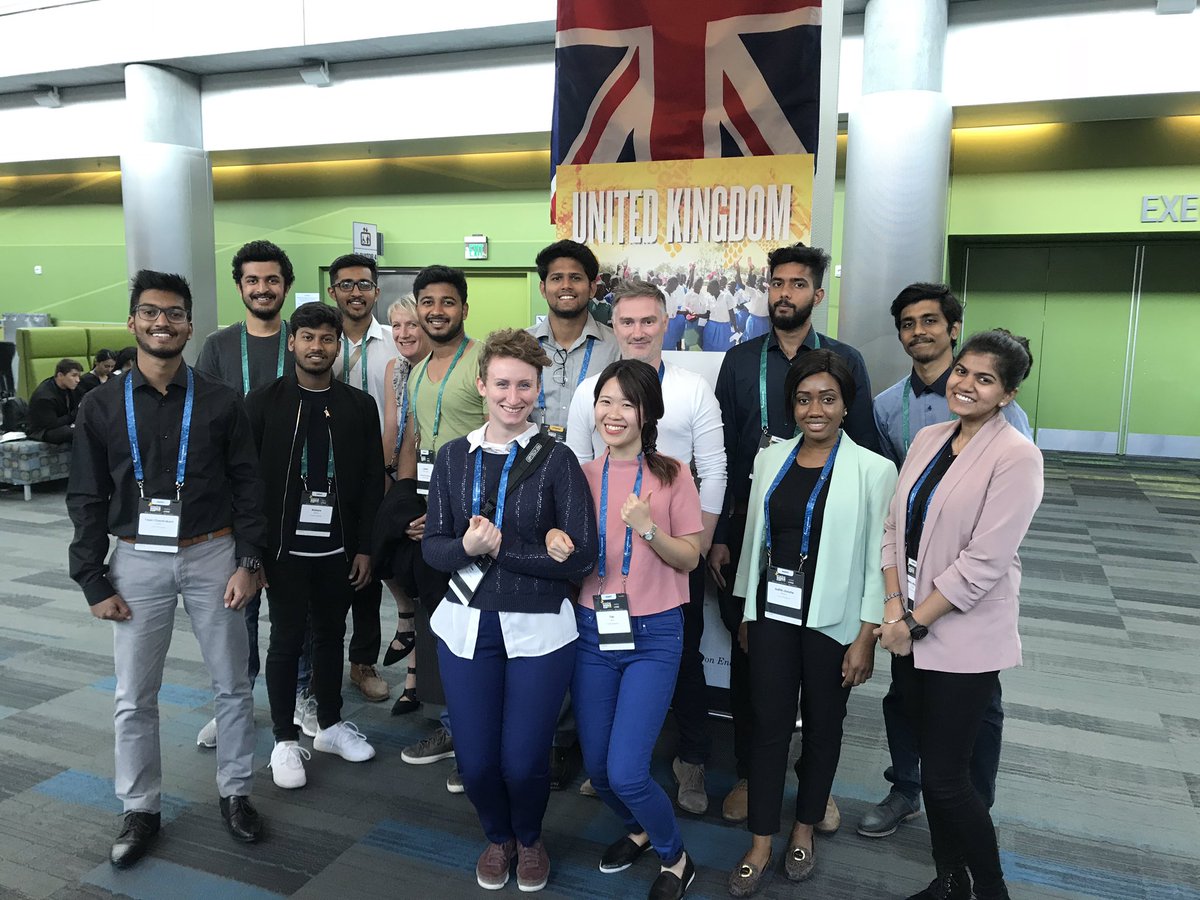 Our @dmuleicester students supporting @EnactusUK during #EnactusWorldCup in California. They had the opportunity to network with major industries such as @KPMG @Unilever and many more..and they did with great results #DMUglobal #proud
