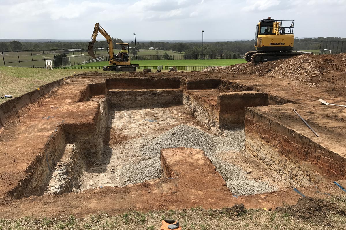 CrystalPoolsPty's tweet image. POOL STEPS &amp;amp; LEDGES - Silverdale pool nearing completion ... just in time for summer. Great shots showing various stages of ledge &amp;amp; steps formation. #poolsteps #poolconstruction #poolbuilders #sydneypools  ow.ly/plr030mcyPN