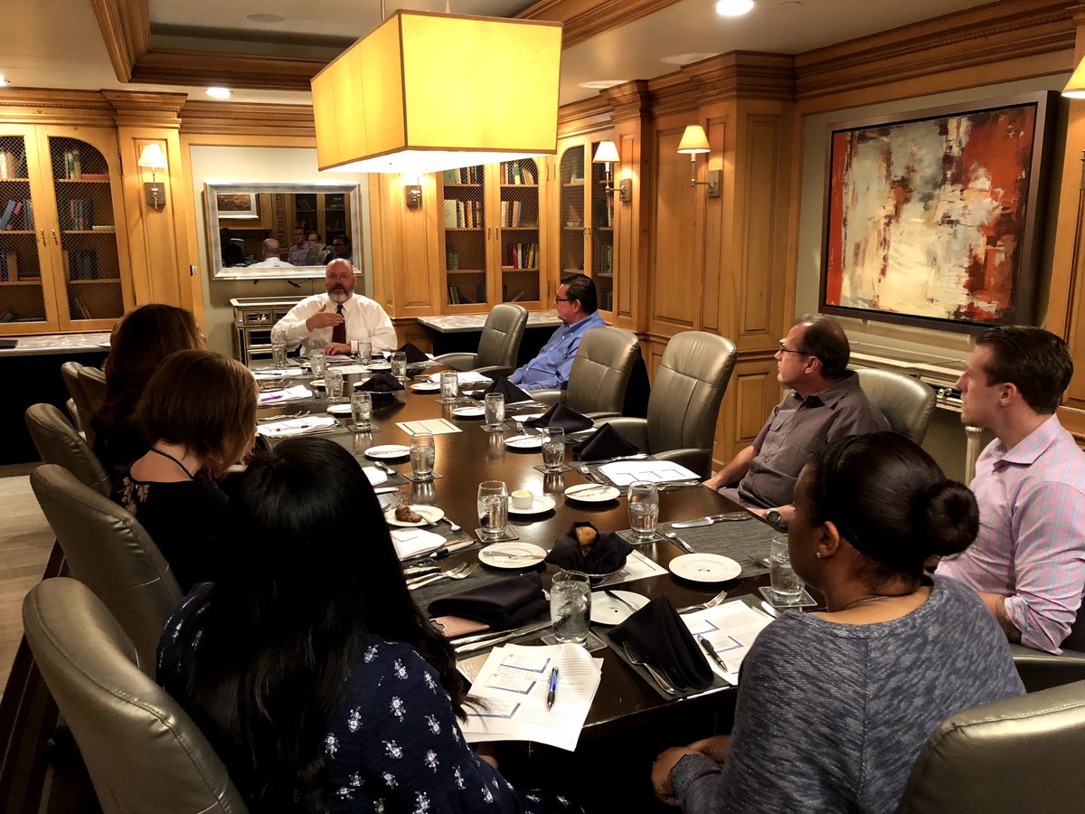 EmployersGroup's tweet photo. What a successful #Roundtable we had today discussing how to mitigate supervisory legal liability! Thank you for coming & participating. Didn't make it? Join us for a session on protecting your business from supervisory liability at #WELU. Register now https://t.co/TQI6aFQmdc https://t.co/xRYlkAn5yt