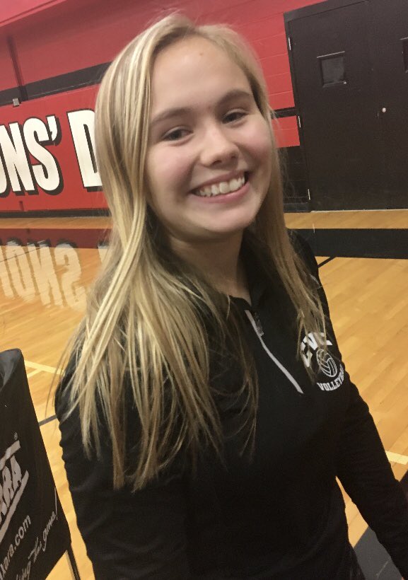 HonorRespectLLC's tweet photo. CV Girls 🏀 is recruiting Fantastic Freshman Lexi McLeod for the 18-19 season of fun and friends. Can we get 10 Favs for the historic 10 win season the girls had last year and 8 RT’s for the 8 years in the union? If we do the deal is sealed right Lexi? @nataliekelly62  Agent 🏀 https://t.co/il3jIgdzf6