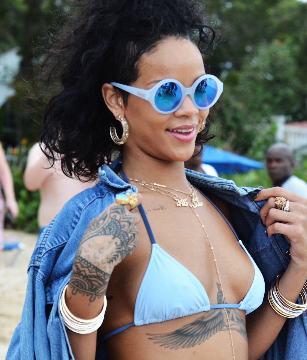 qbadgalriri's tweet photo. 🌊 https://t.co/FcrwgjL7uY