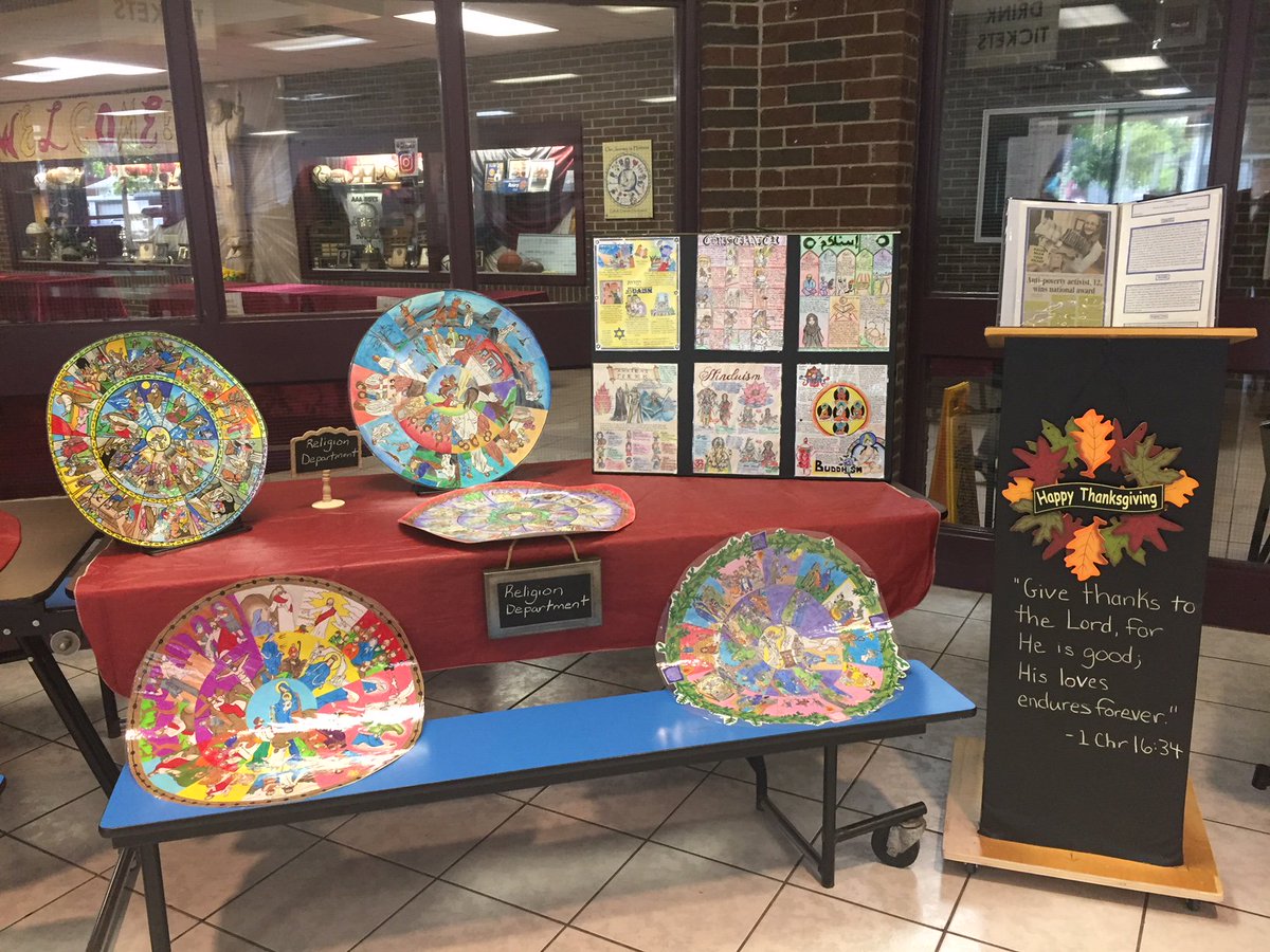 Catholic Central's Outreach Night was a huge success! Thank you to all the parents and students who attended! We would also like to thank all the volunteers and vendors who made this night possible! #WeareCCH #GoComets #WECDSB