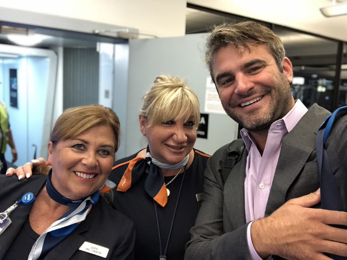 RGreenglass's tweet photo. .@JetBlue always love seeing Karyn in #BOS! Puts a smile on my face at 5:30am https://t.co/OF1Axr2cdq