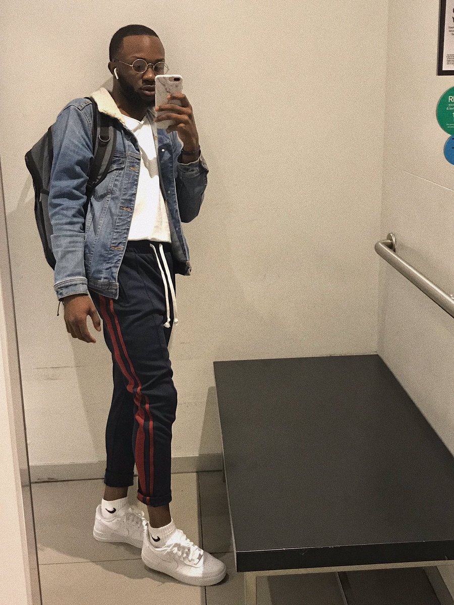 jhndrxx_'s tweet photo. GFAZO π£ https://t.co/jUlahcrHEu