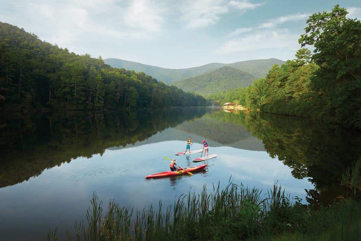 AtlantaMagazine's tweet photo. For when you need to get away from humanity and find your happy place 🏞️ Here's your guide to 16 great Georgia state parks: https://t.co/vTPDXyFZ6t https://t.co/BCZBnXwe1k