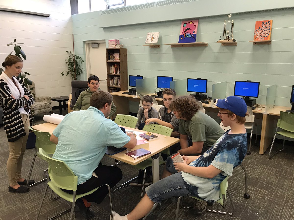 TLDSB_Pathways's tweet photo. Working on the base measurements and conversions was the focus of today’s #MinecraftGravenhurst meeting #AlmostForgotToFilm #RowanMadeItHappen #VideoInLink #TitchTooLongForTwitter @GravenhurstHS #TLDSBLearns
https://t.co/jDDsxBuB5q https://t.co/hCxQUOExCQ