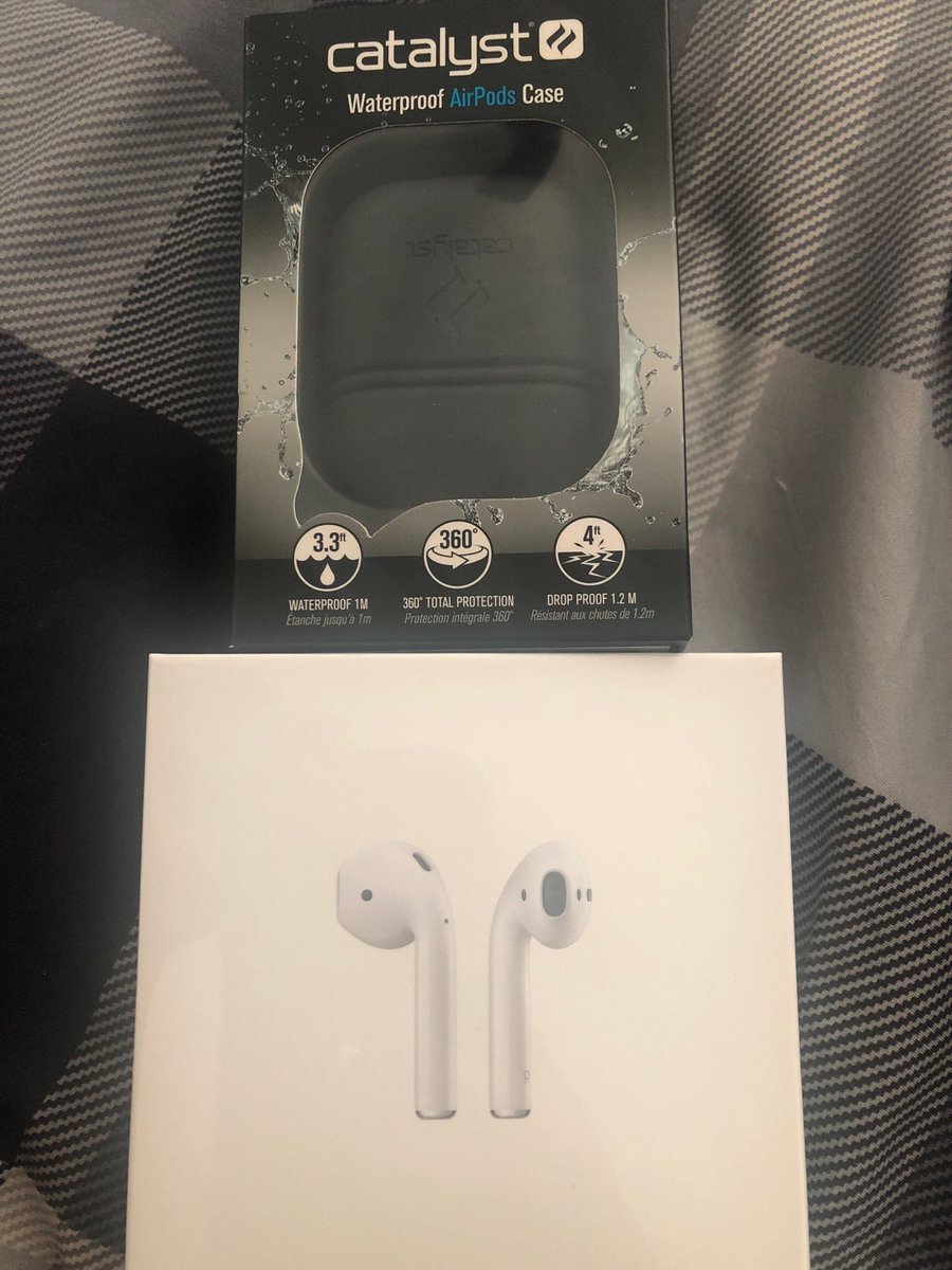 itsAngieBabes's tweet photo. UPDATE: I ruined my anniversary present because Chucky knew I wasnโt going to wait and wouldโve bought them myself ๐คฆ๐ฝโโ๏ธ๐๐คท๐ฝโโ๏ธ #thanksbabe #almost6years https://t.co/72mQzq3v07