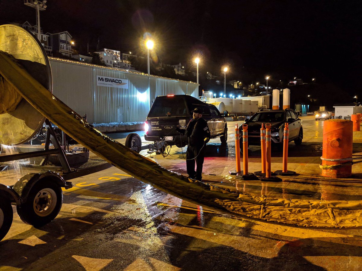HMCS_NCSM_CABOT's tweet photo. Safe travels, Bon voyage #HMCSCharlottetown! #HMCSCabot is always #ReadytoHelp https://t.co/jKShjr9uZb