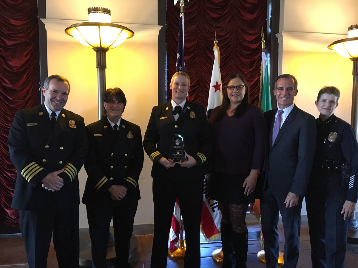 LAFDwest's tweet image. @LAFDwest is proud to work with A/C Nikki Brodowy who was recognized today by @MayorOfLA for her outstanding work in Domestic Violence and Human Trafficking. She is posing with Chiefs Mathis, Cessor &amp;amp; @LAPDGirmala #LAFD @LAFDChief @LAFDAlPoirier @Lacitychiefs Great Job @LAFDtalk