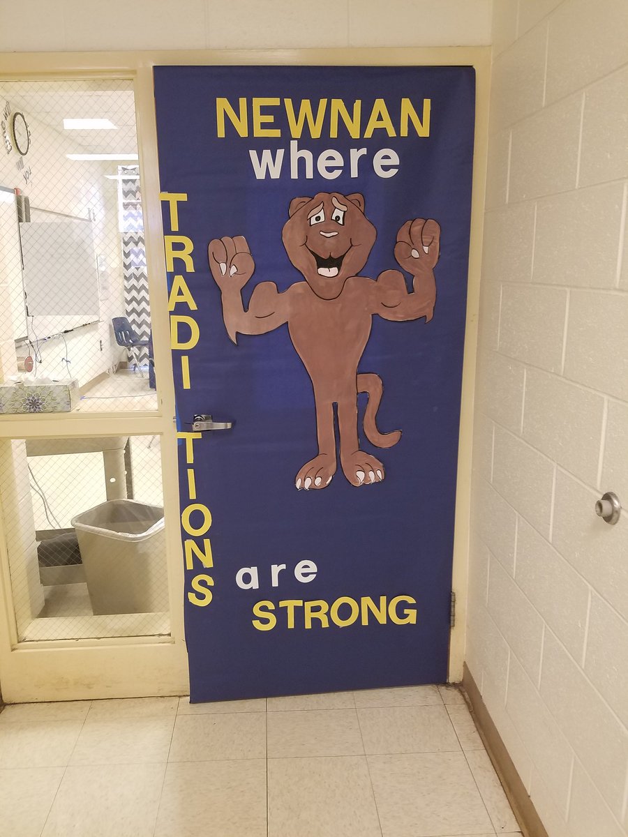 NewnanBetaClub's tweet photo. Another great homecoming week, Beta Club worked hard to spread school spirit! #wearenewnan https://t.co/aV7Q2lVSDN