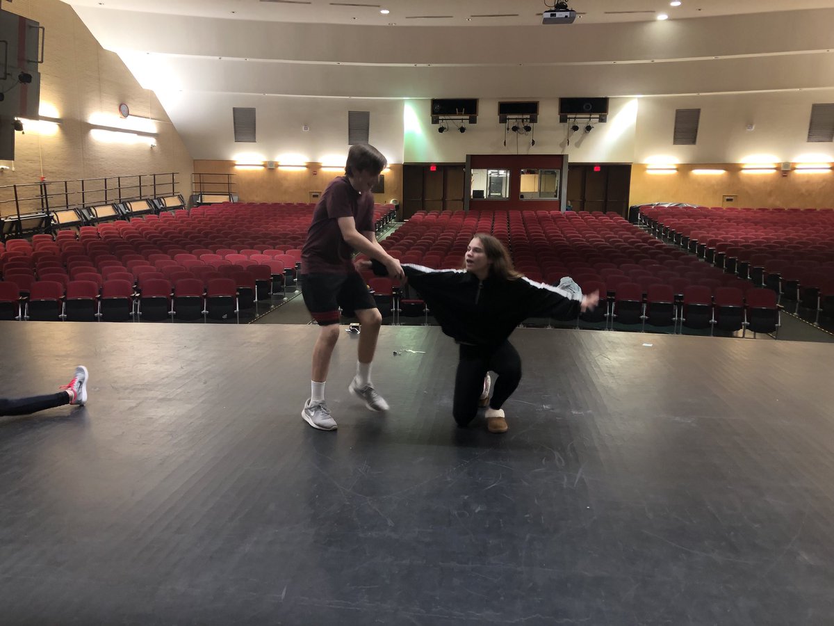 dsmithela's tweet photo. After reading Poe’s “The Black Cat” students analyze the story in class while Ms. Oliveri works with a group rehearsing to perform a pivotal scene for the class. https://t.co/zO3NO1z2A1