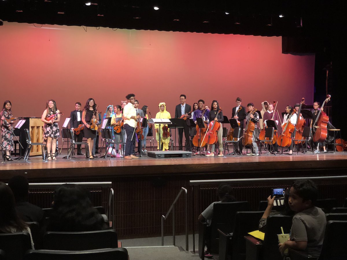 RPHSOrch's tweet photo. Our fall concert was a terrifying blast with our philharmonic, sinfonia, symphony, and chamber orchestra 🎃 https://t.co/SFlmf5wt4J