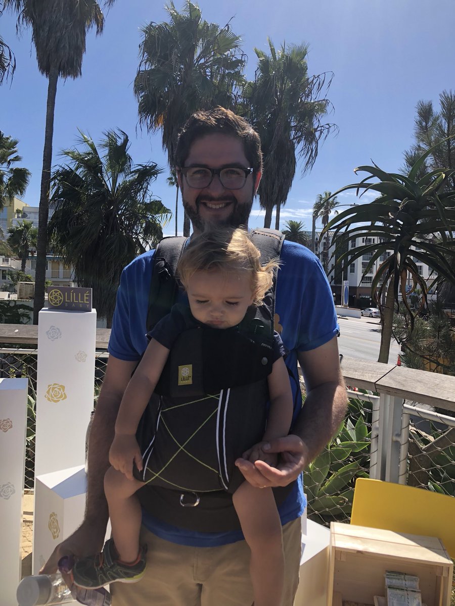 elipmen's tweet photo. Such a fun day today with @LADadsGroup @LILLEbaby at our play date. We danced, ate, sang, and played in our #LILLEactive baby carriers. Besides loving the carrier cause of all the cool features, #LILLEBaby is a real family company. #LilleLetsMe #dadlife #citydads #sponsored https://t.co/3v7nORmWGq
