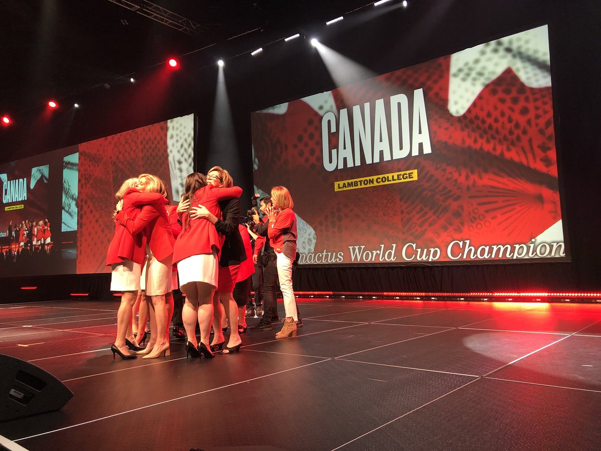 Enactus_Canada's tweet photo. A BIG CONGRATULATIONS TO OUR VERY OWN Enactus Lambton for being named the 2018 Enactus World Champion! @EnactusLambton #EnactusWorldCup https://t.co/NPttMefwZd
