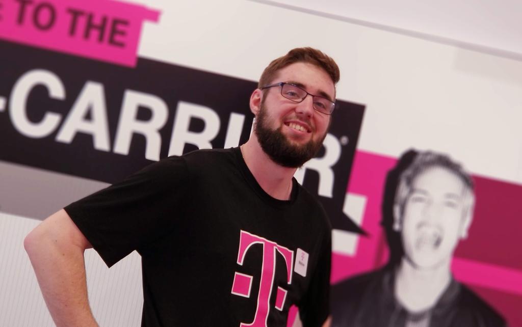 Hacky_Mat's tweet photo. #TBT to when I was growing a beard. It's my day off though so I don't have an awesome photo for #PIE but I want to give a shout out @MagentaSam13 for being an awesome store manager. I hope you all are having a terrific Thursday night. #TweetADay https://t.co/ZCZp60EFyA