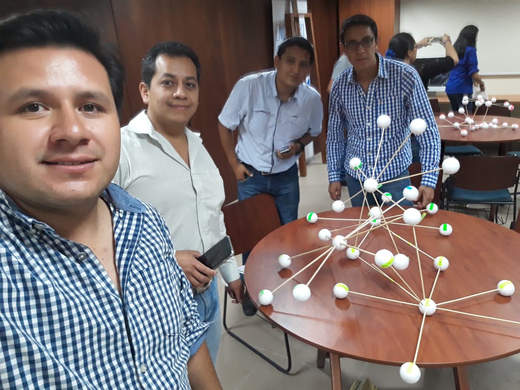 LuisDarioSinche's tweet photo. #NetSciUTPL2018 @UTPL @dalmega @JimmyRCarrionT1 @LuisDarioSinche @Christianloj https://t.co/8B1Ur1X7Mj