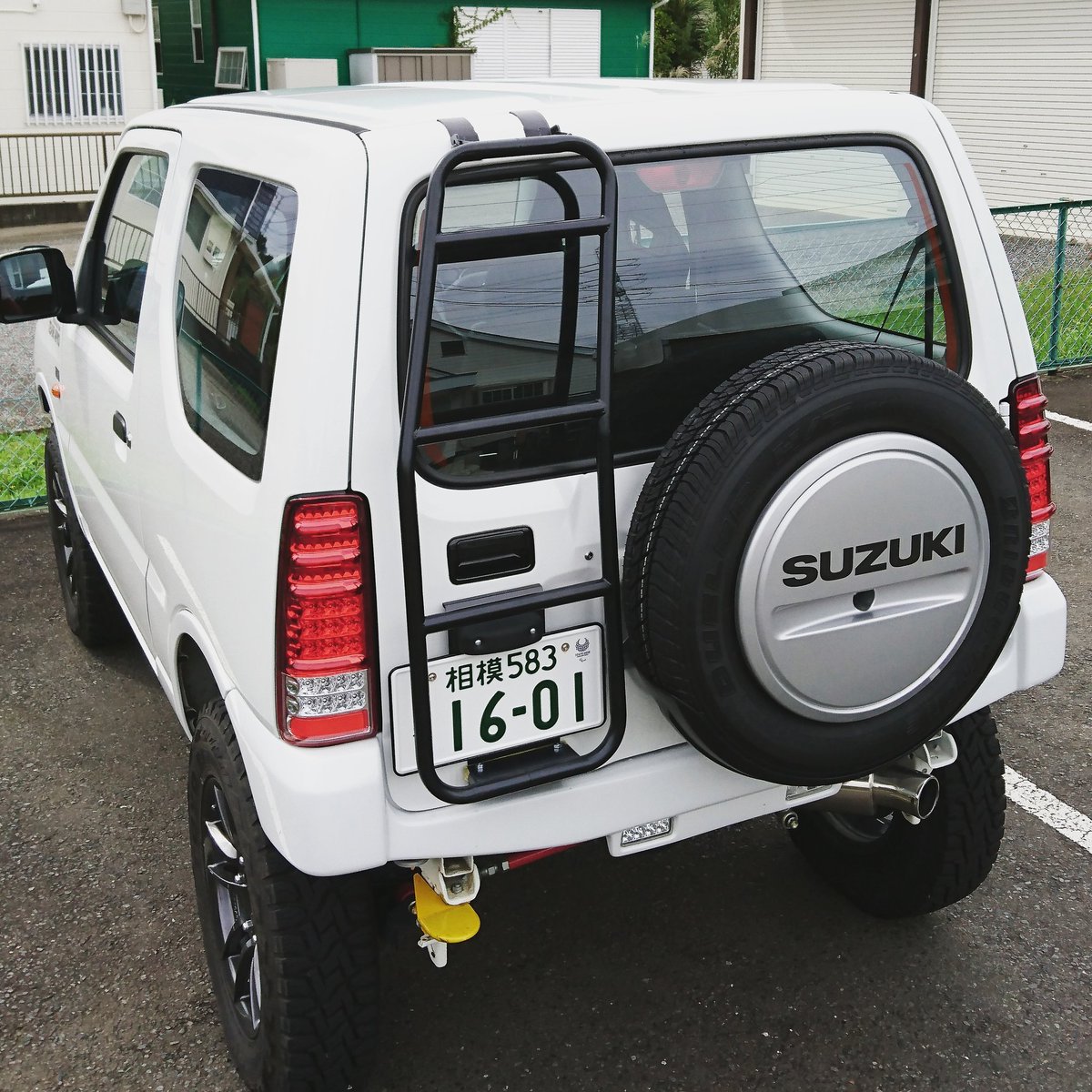 ジムニーJB23 リアAPIOカスタム車用のリアラダー(スチールブラック)が 
